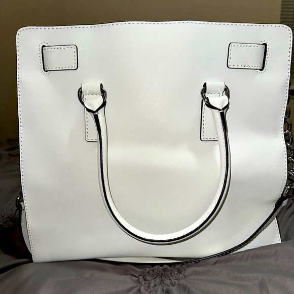 Michael Kors Large Hamilton White Handbag - Picture 3 of 6